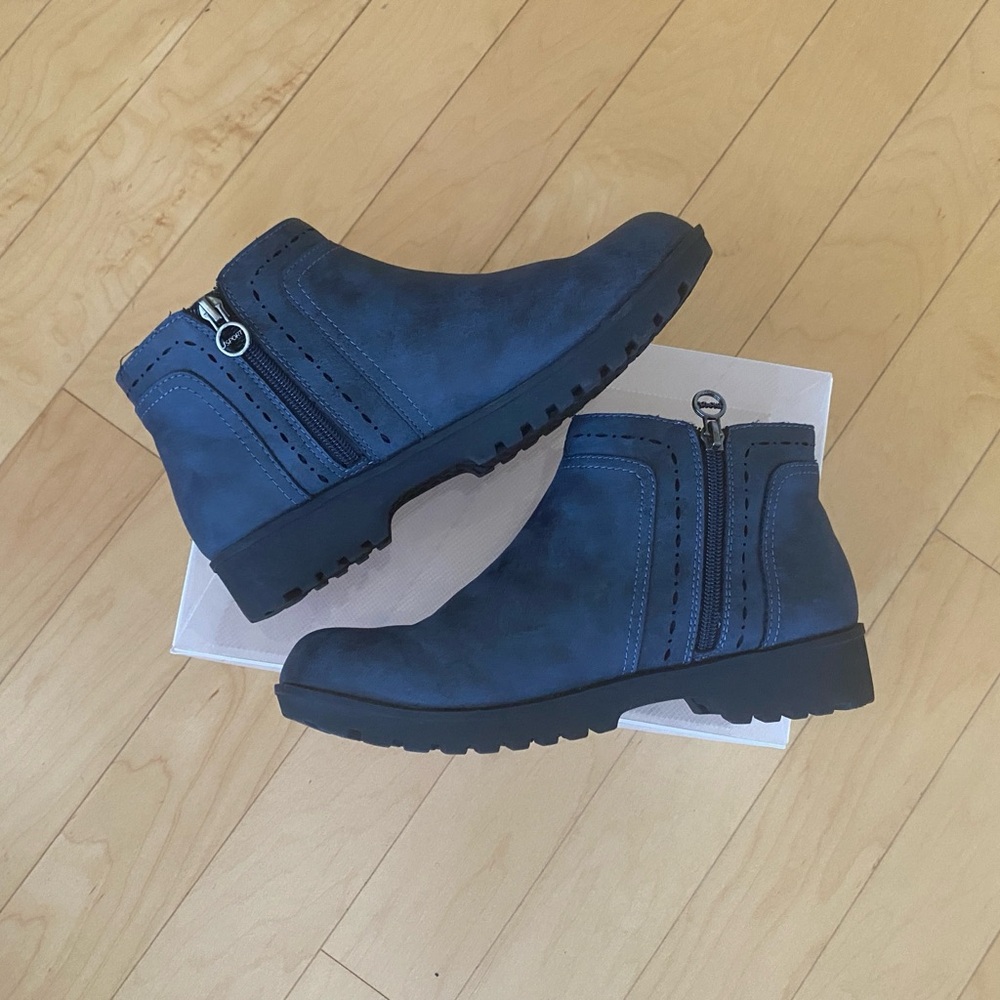 JSport by Jambu Jenna Memory Foam Navy Blue Ankle Boots Side Zippers - Picture 2 of 9